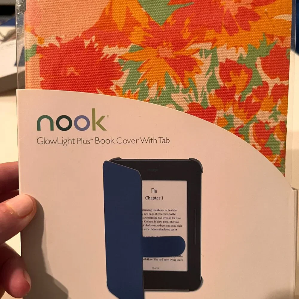 Nook Case Barnes & Noble Nook GlowLight Plus Cover with Tab Floral Theme (new/x)
